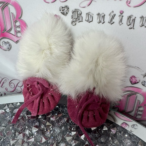 Moccasin mukluks slippers rose pink white rabbit fur made in Canada 🇨🇦 winter - Picture 1 of 6